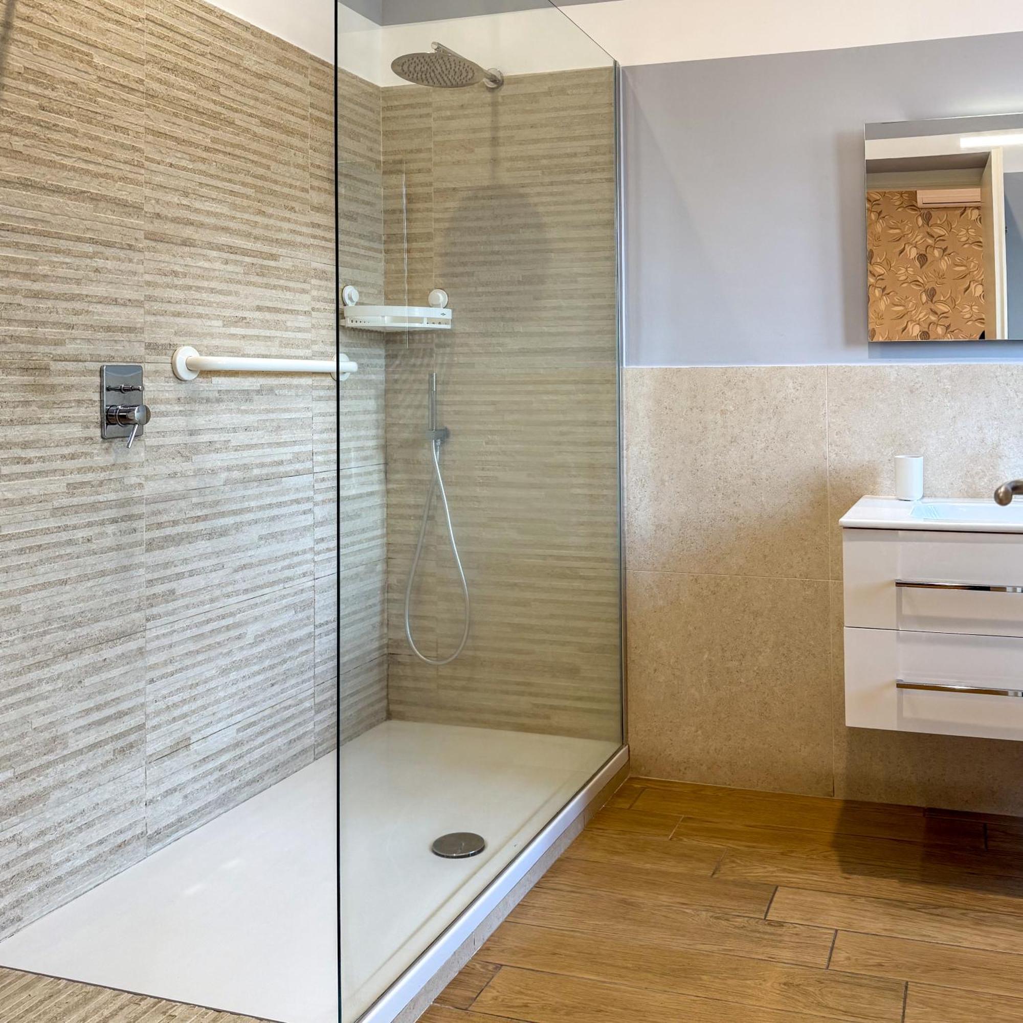 Edo House Anzio - Beachfront - Fronte Mare - Affittacamere Exterior foto